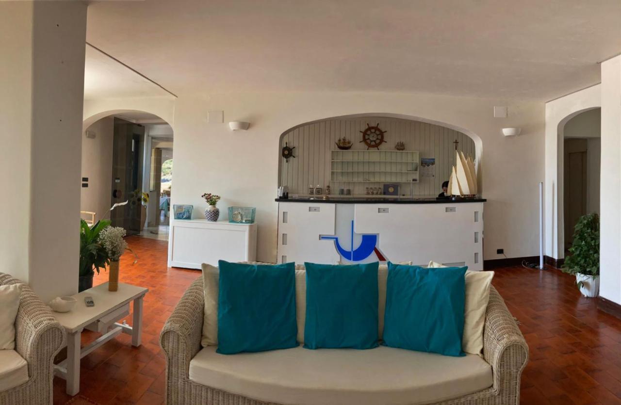 Hotel Il Vascello Marina Serra Eksteriør billede