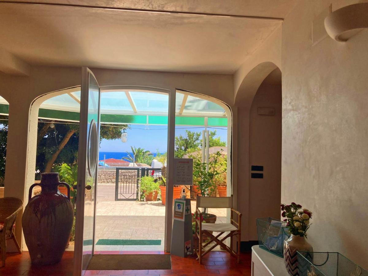 Hotel Il Vascello Marina Serra Eksteriør billede