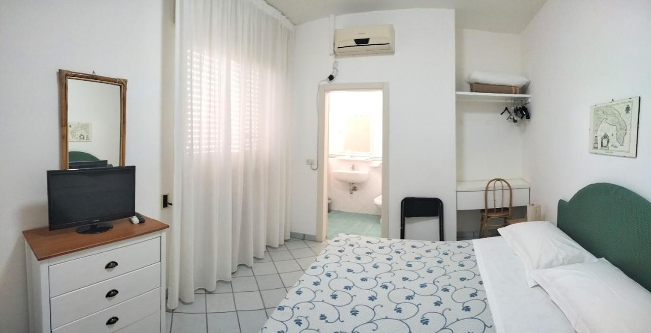 Hotel Il Vascello Marina Serra Eksteriør billede