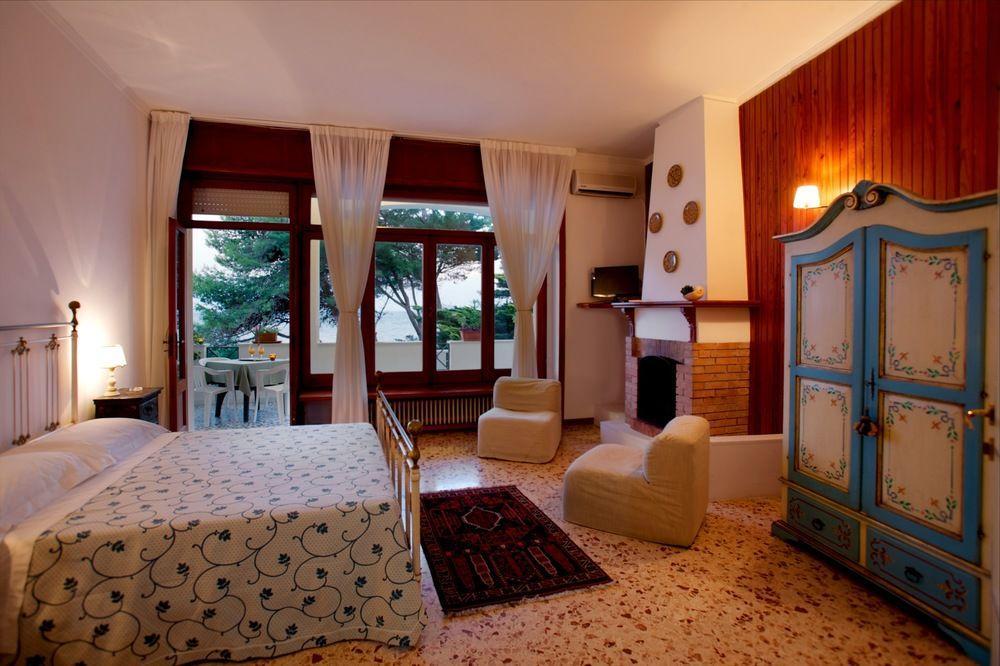Hotel Il Vascello Marina Serra Eksteriør billede